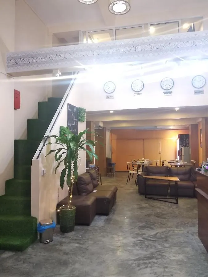 Amico Del Myanmar Hostel Yangon